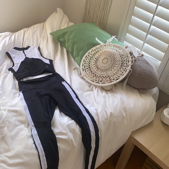 SHAMA JADE TOP AND LEGGING - Picture 1 of 2